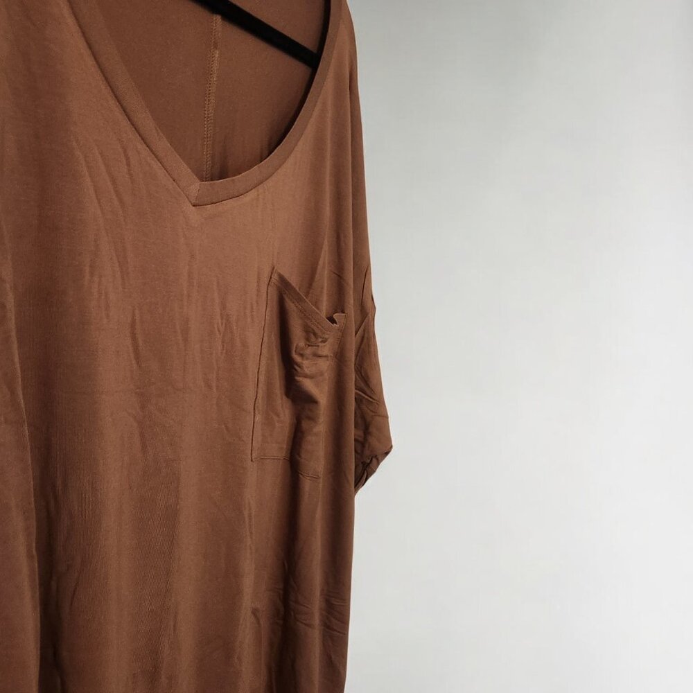 ✨ Zenana Oversized V-Neck Pocket Top | Ultra Soft Rayon | 1X–3X ✨ - Picture 6 of 9